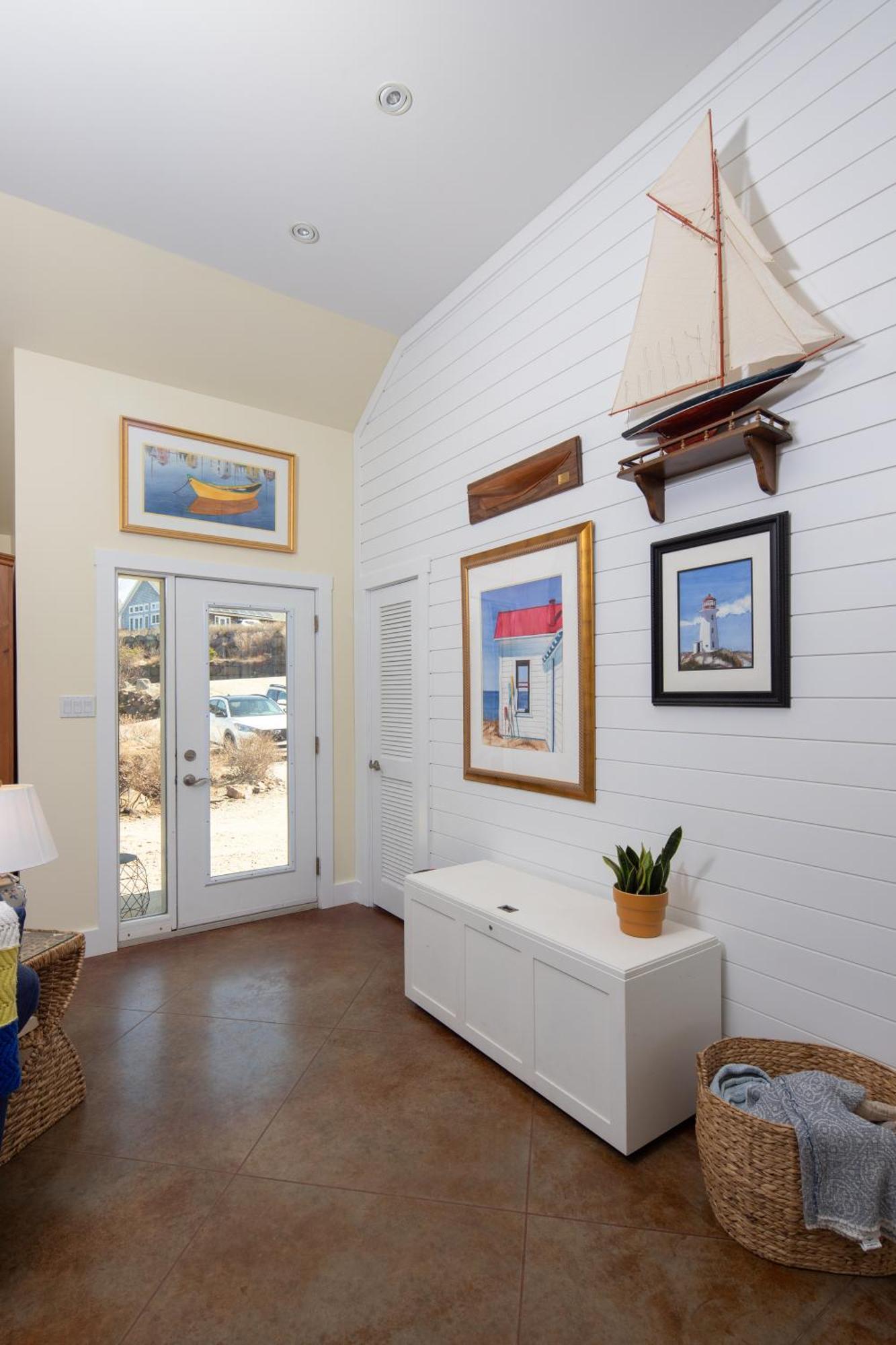 The Nest At Deep Cove *